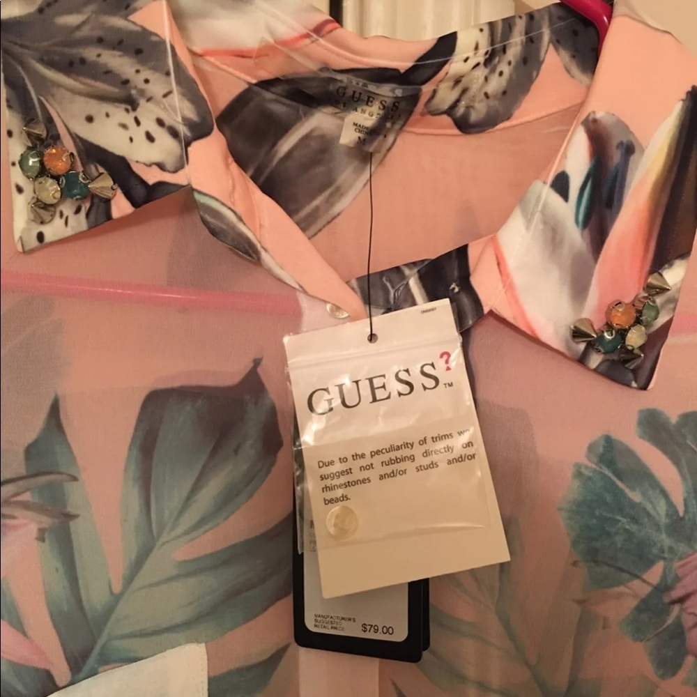 Guess Top - Picture 5 of 6